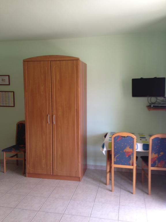 Apartments Villa Kristina Pula Chambre photo